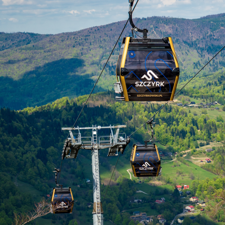 City break w Szczyrku – kolej linowa i widok na Beskidy, Hotel Alpin