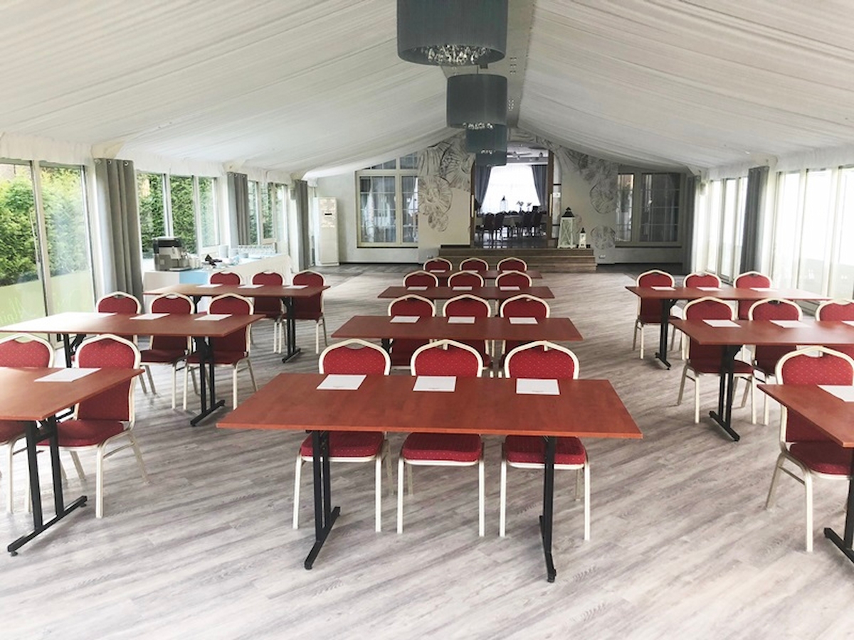 Sale konferencyjne w Hotelu Alpin w Szczyrku – nowoczesna przestrzeń na konferencje i spotkania biznesowe